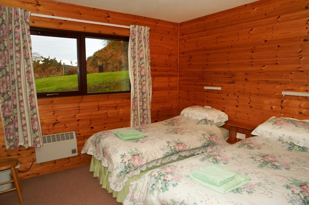 Drumnadrochit Lodges Chambre photo