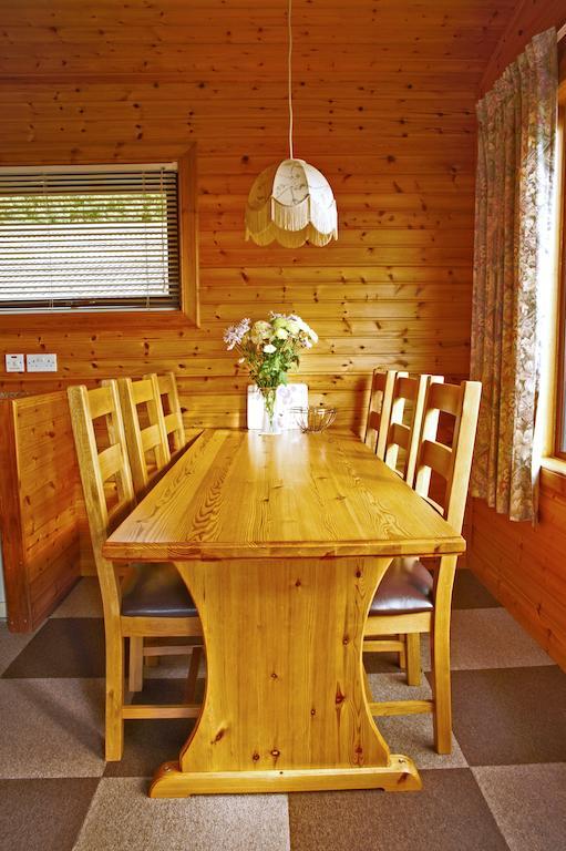 Drumnadrochit Lodges Chambre photo